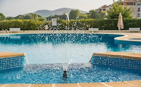 Holidays Cannes Marina Resort